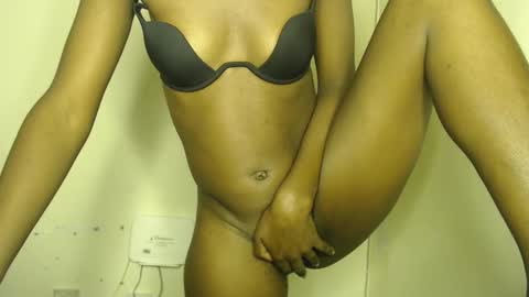 sizzly_ass online show from 03/21/26, 10:57