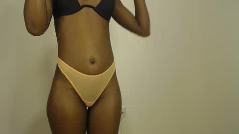 sizzly_ass online show from 05/11/26, 02:45