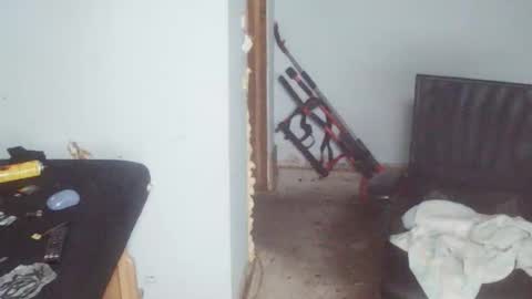 Snapshot of sizzzlenomics chatting on 11/19/25, 06:13 SIZZZLENOMICS online show from 11/19/25, 06:13