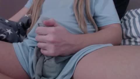 Snapshot of sk8r_girl chatting on 02/01/26, 10:25 Anna online show from 02/01/26, 10:25