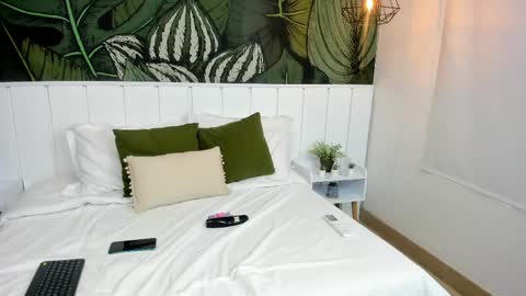 skarletkiss_ online show from 04/25/26, 06:49