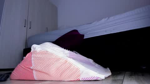 Snapshot of skarletsexy chatting on 09/13/25, 03:39 Skarlet online show from 09/13/25, 03:39