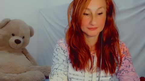 Arlett online show from 02/12/25, 02:03