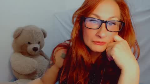 Arlett online show from 02/20/25, 02:29