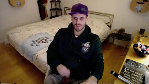 Snapshot of skatejocke chatting on 11/20/25, 05:51 skatejocke online show from 11/20/25, 05:51