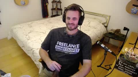 Snapshot of skatejocke chatting on 12/03/25, 05:00 skatejocke online show from 12/03/25, 05:00