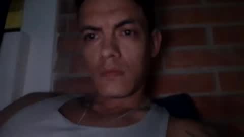 Snapshot of skater19xxx chatting on 01/20/25, 03:26 miguel online show from 01/20/25, 03:26