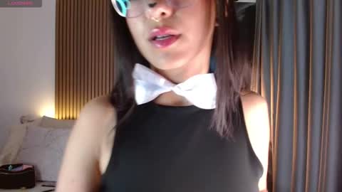 Snapshot of skay_bluee chatting on 10/30/25, 04:30 Skay  online show from 10/30/25, 04:30