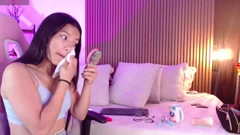 Skay  online show from 11/01/25, 03:03