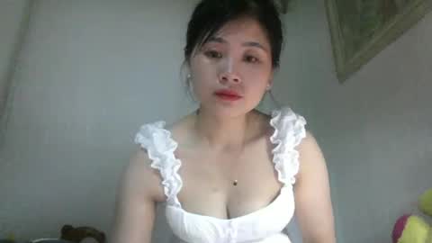 Snapshot of skie1111 chatting on 04/23/26, 07:30 Shie online show from 04/23/26, 07:30