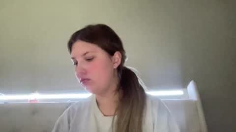 skiimaskabby online show from 12/16/25, 02:55