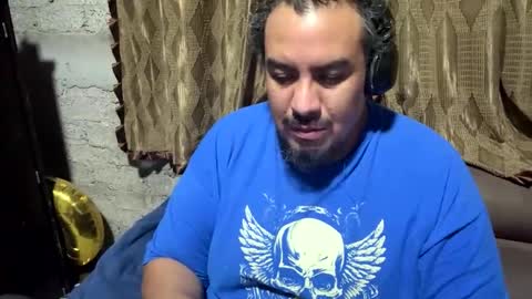 Snapshot of skinhell chatting on 02/26/26, 12:53 Elias online show from 02/26/26, 12:53