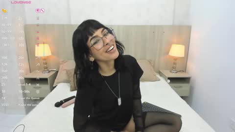 Emily Rojas online show from 01/13/26, 07:41
