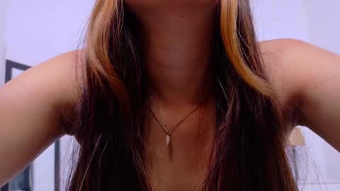 Snapshot of skinny_hottie18 chatting on 02/24/25, 02:04 skinny_hottie18 online show from 02/24/25, 02:04
