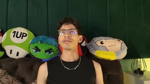 Snapshot of skinny_jean_ chatting on 02/24/26, 07:45 skinny jean online show from 02/24/26, 07:45