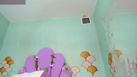 Snapshot of skinny_linda chatting on 01/24/25, 04:17   online show from 01/24/25, 04:17