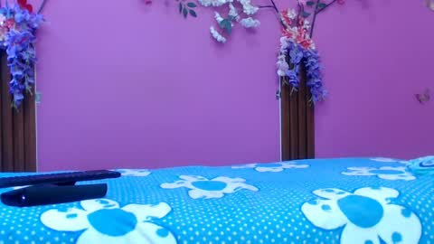 barbi online show from 04/17/26, 12:46