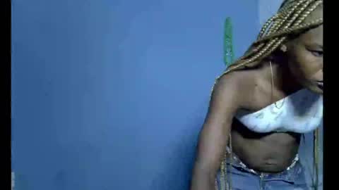 Snapshot of skinnybeauty1 chatting on 03/31/26, 07:58 Linda independent model online show from 03/31/26, 07:58