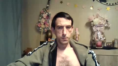 SkinnyBigCock2 online show from 11/17/25, 04:40