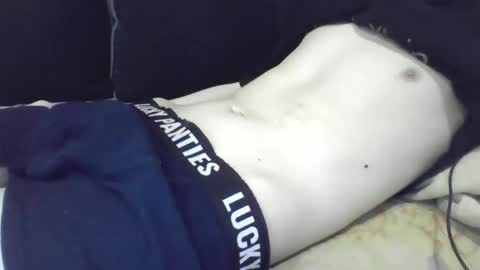 skinnycuteb0y online show from 05/16/26, 07:34