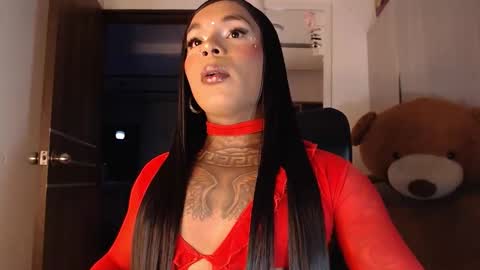 Snapshot of skinnyflak7 chatting on 11/29/25, 07:22 jesica online show from 11/29/25, 07:22