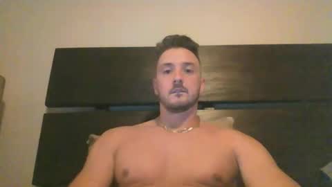 Snapshot of skinnyguylongdick1 chatting on 11/05/25, 03:17 skinnyguylongdick1 online show from 11/05/25, 03:17