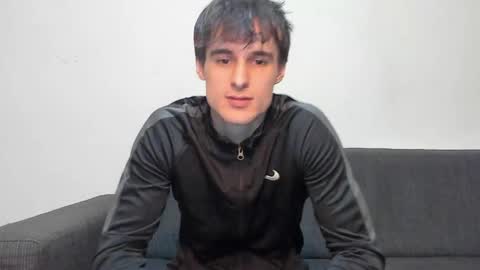 Snapshot of skinnyguywithbigd chatting on 12/07/24, 12:02 skinnyguywithbigd online show from 12/07/24, 12:02