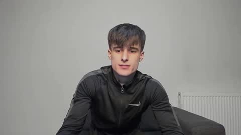 Snapshot of skinnyguywithbigd chatting on 09/10/25, 10:48 skinnyguywithbigd online show from 09/10/25, 10:48