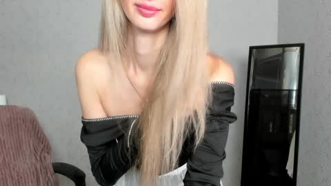 Skinnyladyy online show from 02/02/25, 08:13
