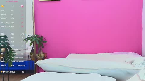 Karla  online show from 03/04/25, 09:07