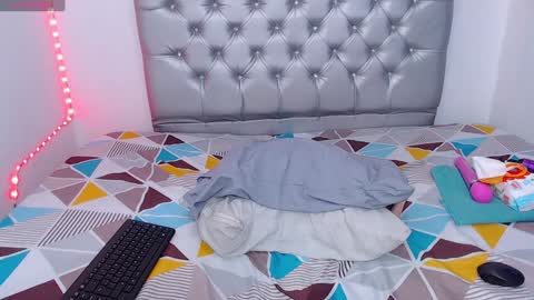 Alexa  online show from 12/12/24, 04:32