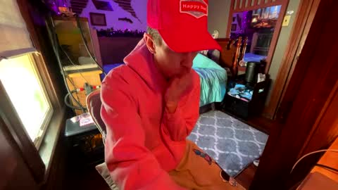 Snapshot of skittles933 chatting on 01/07/25, 04:37 Skittles online show from 01/07/25, 04:37