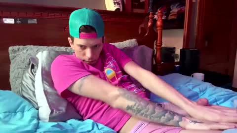 Snapshot of skittles933 chatting on 02/22/25, 12:29 Skittles online show from 02/22/25, 12:29