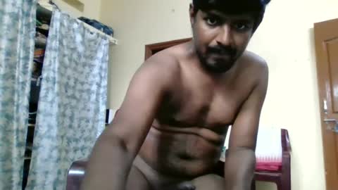 Snapshot of sklavepappu143 chatting on 06/18/26, 05:51 Indianslut1431 online show from 06/18/26, 05:51