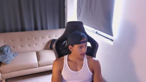 Liam Vokov online show from 08/08/26, 02:08