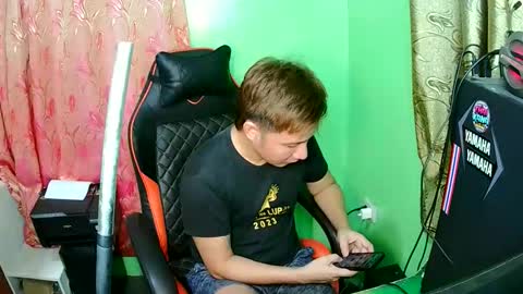 Snapshot of sky1441 chatting on 12/02/25, 10:53 sky1441 online show from 12/02/25, 10:53