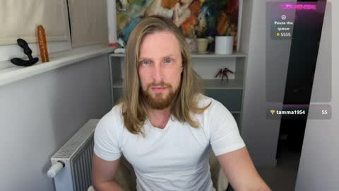 sky_guy25 online show from 05/16/26, 07:56