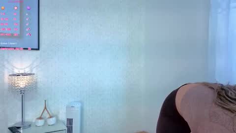 sky_johnson_ online show from 11/29/25, 07:06