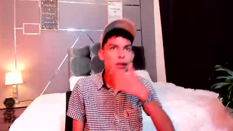 Daniel online show from 11/17/25, 02:50