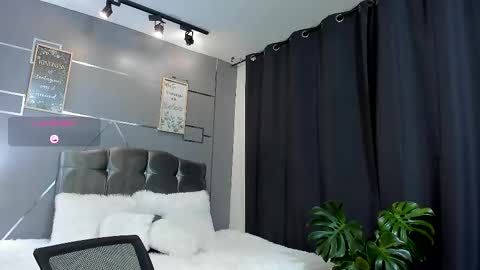 Daniel online show from 11/23/25, 02:55