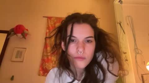 sky lounge online show from 04/08/26, 12:21