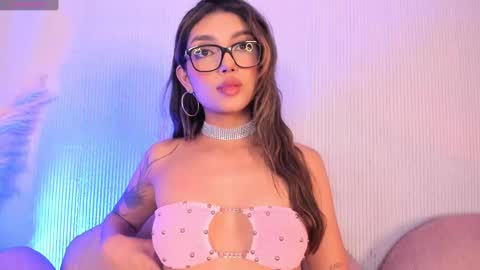 Snapshot of sky_rosee chatting on 12/14/24, 05:14 Sky online show from 12/14/24, 05:14