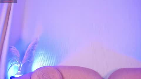 Snapshot of sky_rosee chatting on 12/23/24, 05:22 Sky online show from 12/23/24, 05:22