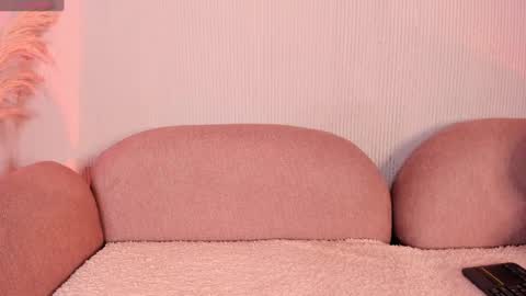 Snapshot of sky_rosee chatting on 12/28/24, 08:25 Sky online show from 12/28/24, 08:25