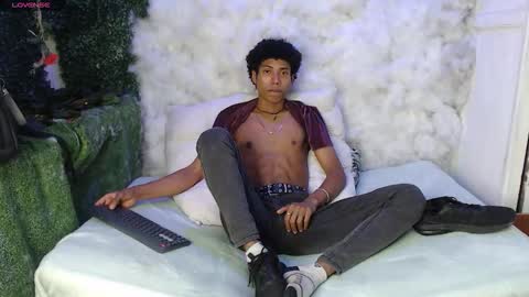 Snapshot of sky_walkerss chatting on 03/02/26, 03:41 sky_walkerss online show from 03/02/26, 03:41