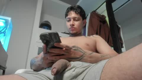 Snapshot of sky_wild chatting on 07/05/26, 05:03 sky_wild online show from 07/05/26, 05:03