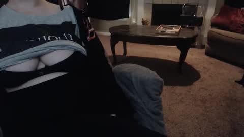 SKYLE   online show from 03/05/26, 07:54