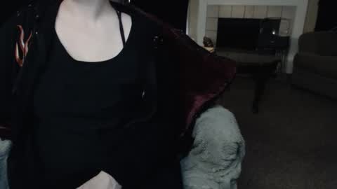 SKYLE   online show from 04/14/26, 07:20