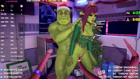 Snapshot of skyeanette chatting on 12/20/25, 02:18 SkyeAnette online show from 12/20/25, 02:18