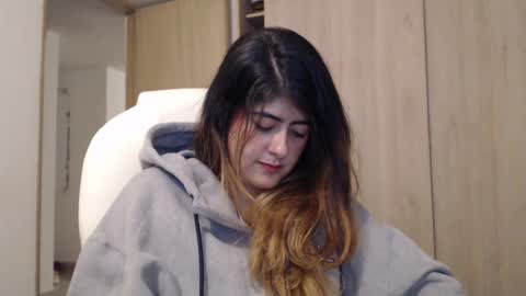 Snapshot of skyler1195 chatting on 02/16/25, 01:36 Skyler online show from 02/16/25, 01:36